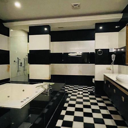 Royal Garden Motel - Chiayi Branch Exterior foto