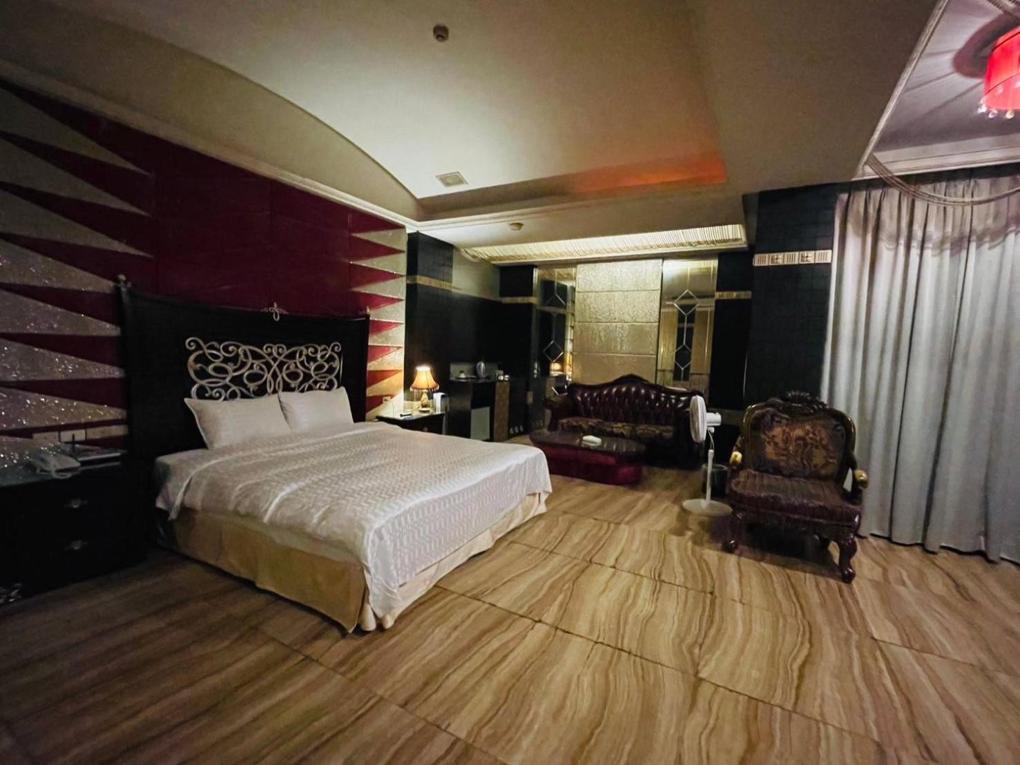 Royal Garden Motel - Chiayi Branch Exterior foto